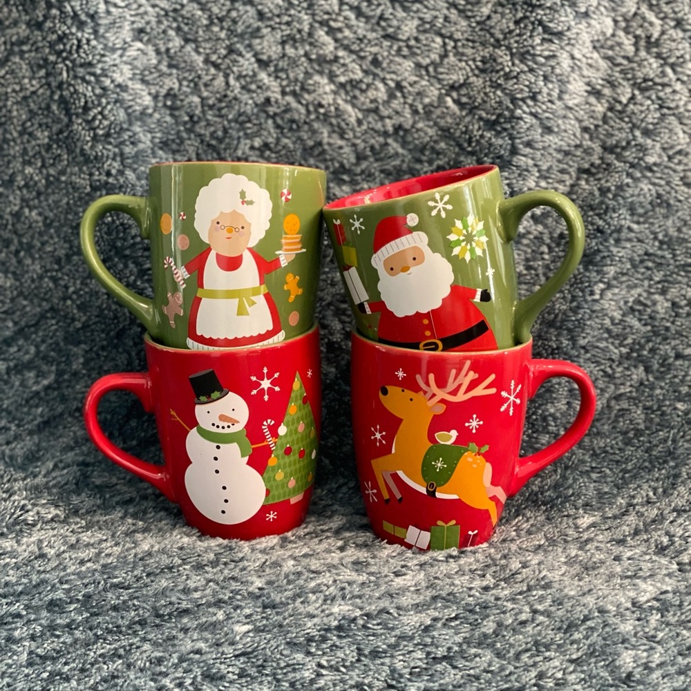 4 Piece Christmas Coffee Mug Set